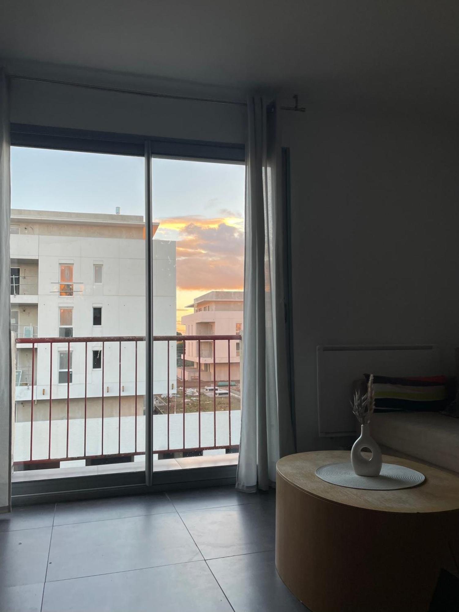 Magnifique T3 Quartier Pres D'Arenes Tram Au Pied De L'Immeuble Διαμέρισμα Μονπελιέ Εξωτερικό φωτογραφία